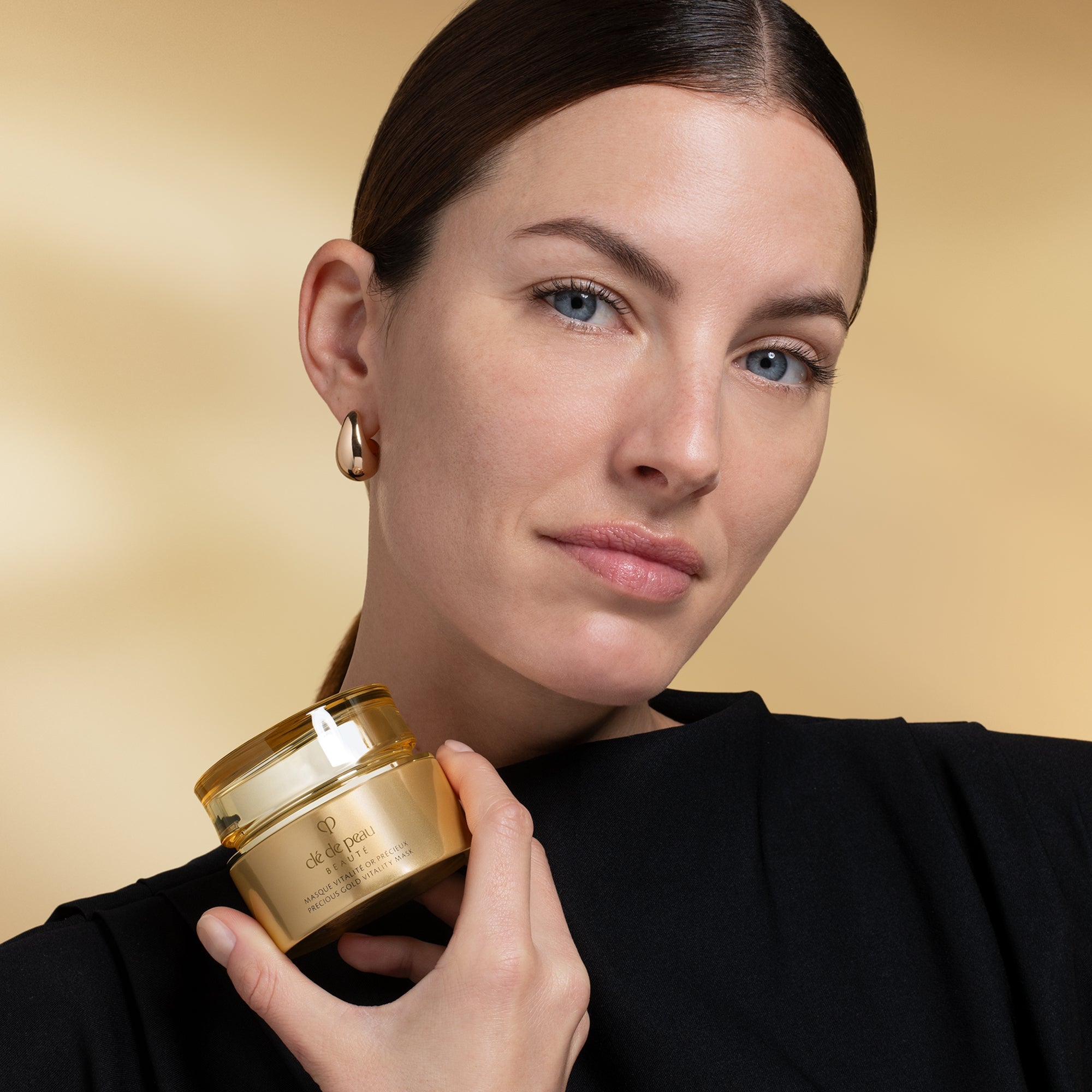 ♡clé de peau♡Precious Gold Vitality Mask Precious Gold Vitality Mask - Clé de Peau Beauté