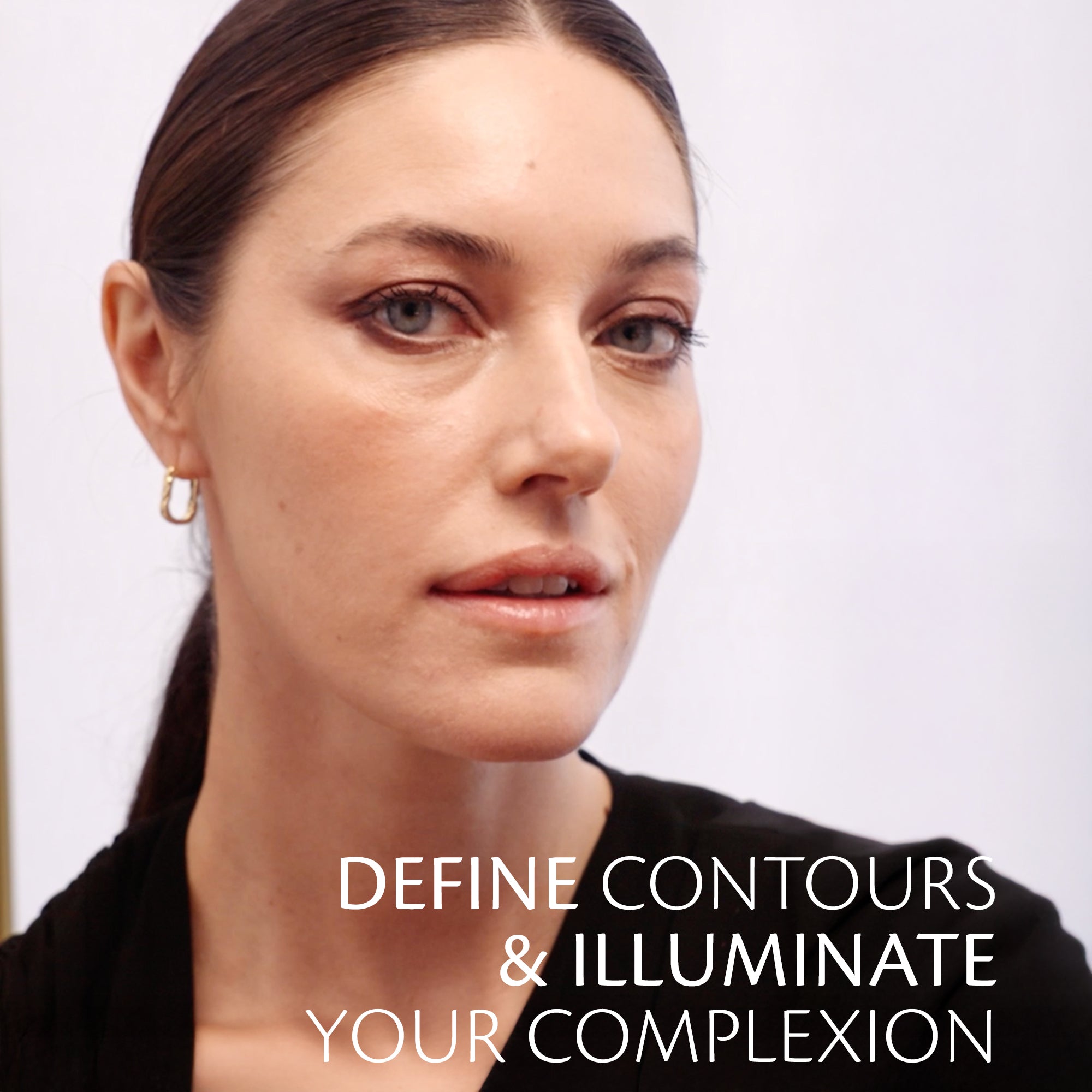 Luminizing Face Enhancer | Highlighter | Clé de Peau Beauté